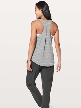 Lululemon Love Tank Pleated Short Serve Stripe Heathered Grey White Size 6